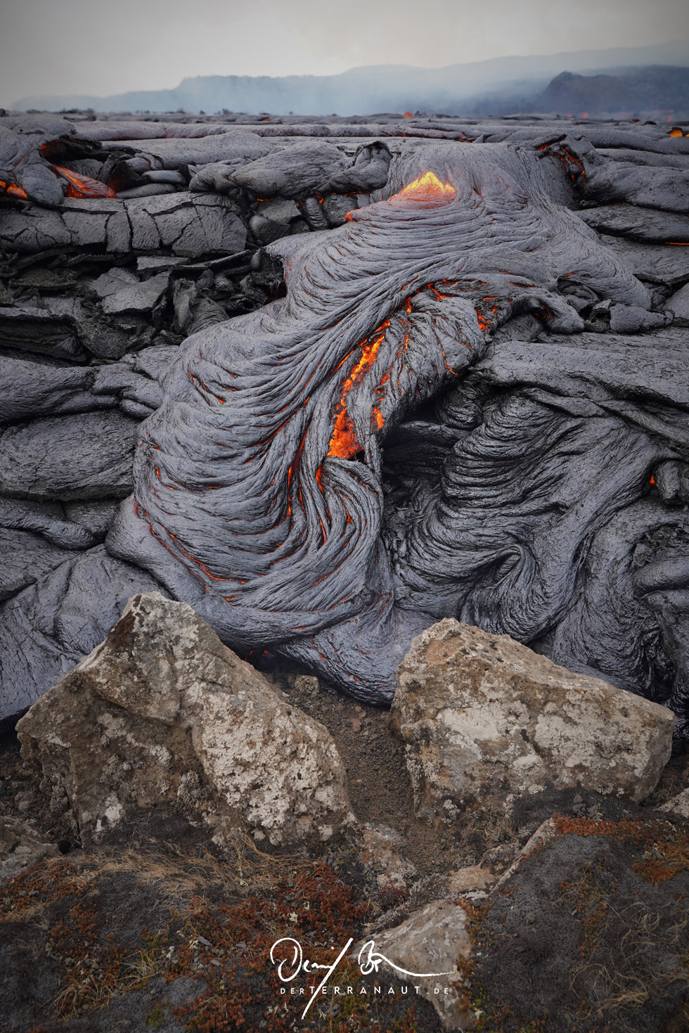 terra-nature-037 Lava Fagradalsfjall Volcano (Reykjanes Island)